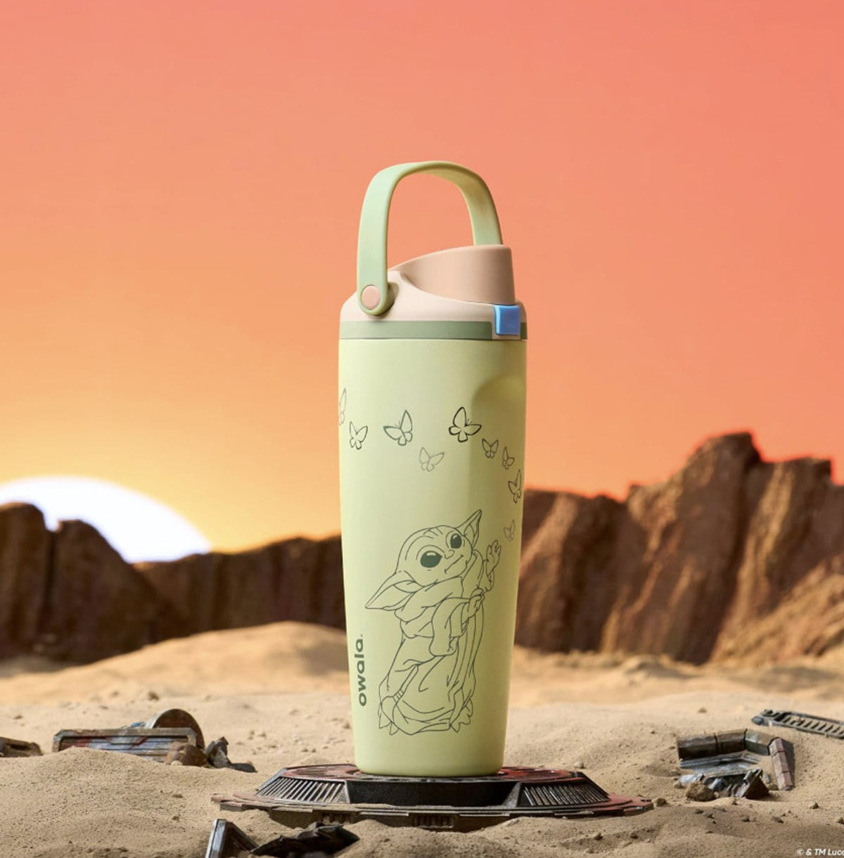 Owala x Star Wars FreeSip Sway 30oz (890 ml) – Grogu, Dark Green – view 1