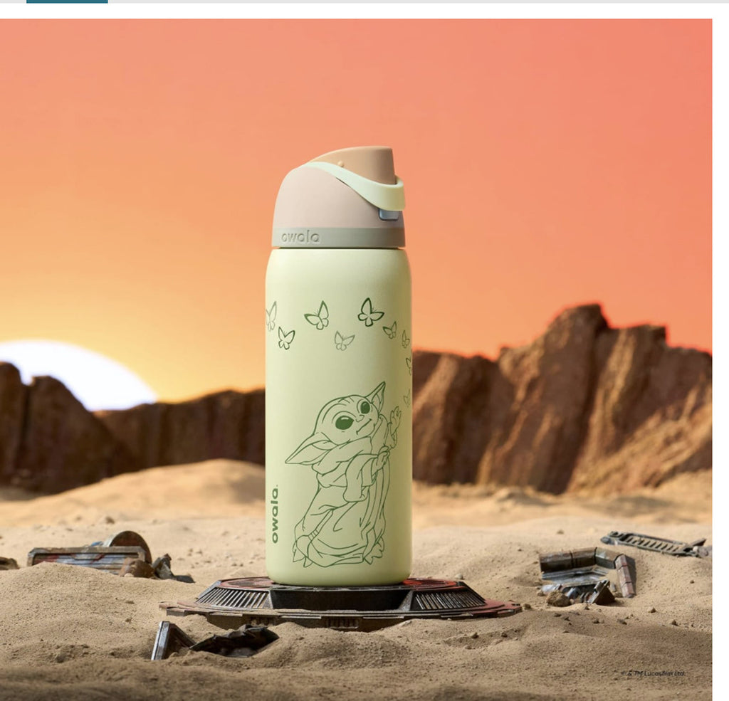 Owala x Star Wars FreeSip 24oz (710 ml) – Grogu, Light Green – view 2