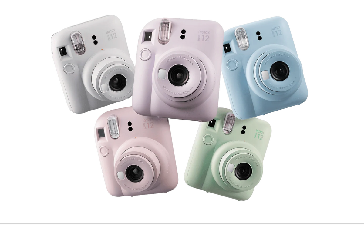 Fujifilm Instax Mini 12 Delight Box contents