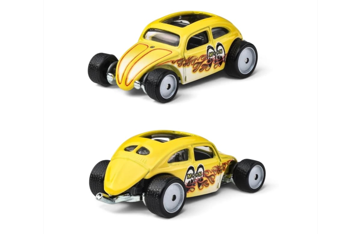 Hot Wheels 1972 Chevy Ramp Truck - Front and Back