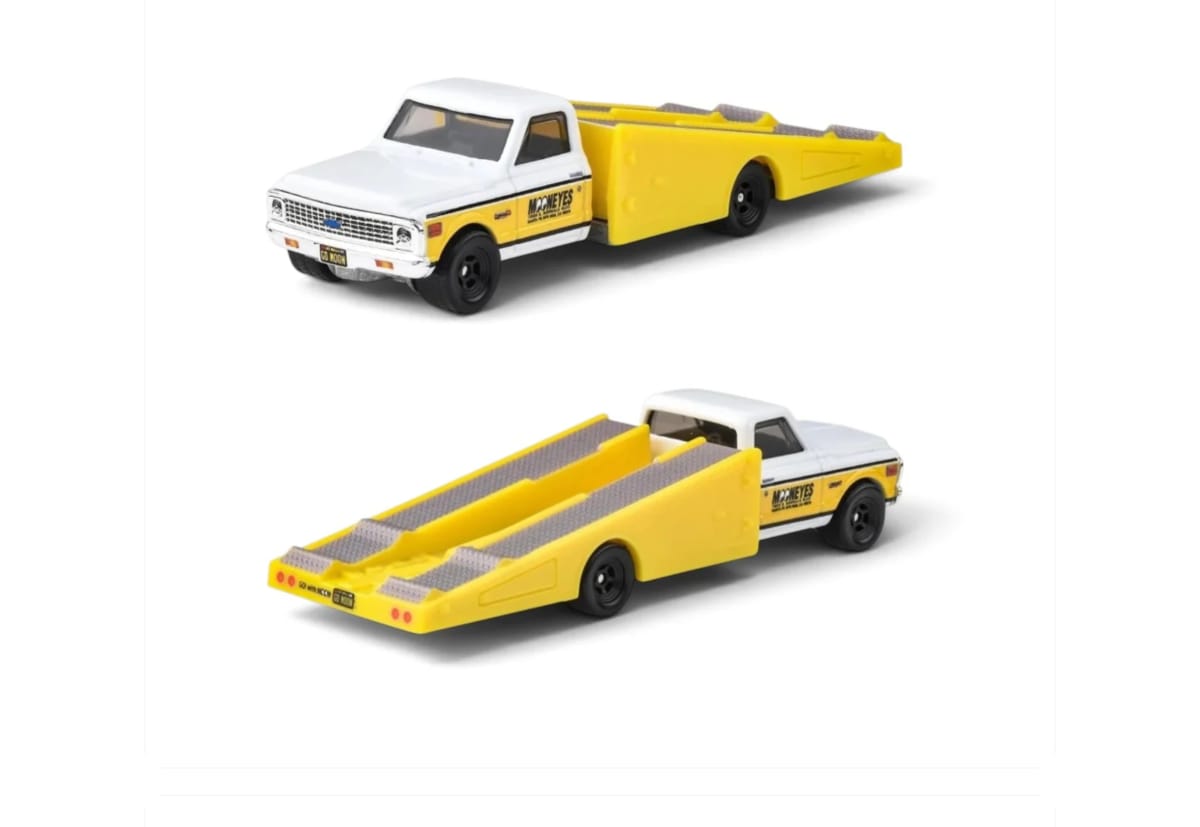 Hot Wheels Premium Mooneyes Set - Box and All 4 Cars