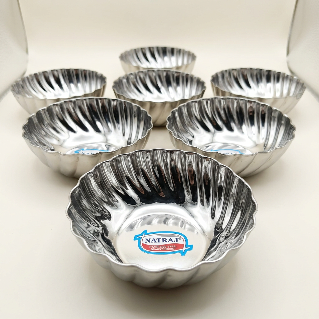 AI illustration: Medium fluted bowl detail with matching set