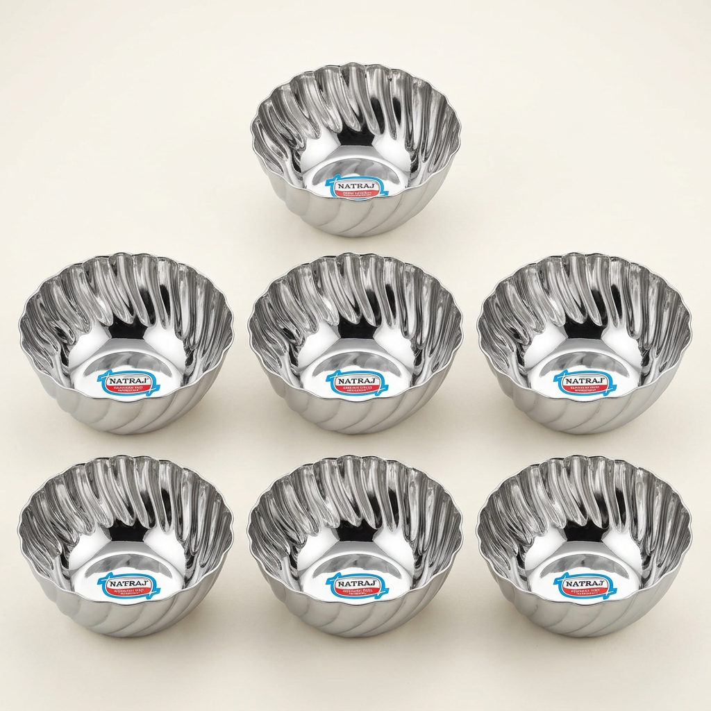 AI illustration: Medium six-bowl set studio view